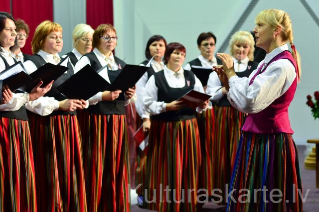 Sieviešu koris "Balgale"